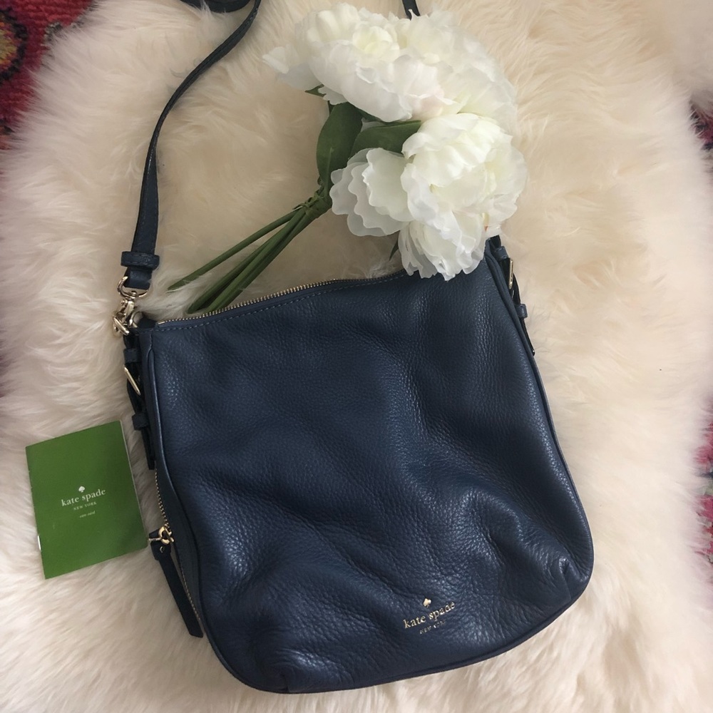 Blue leather Kate Spade purse 👛